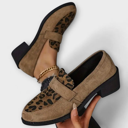 Karla| Zapatos de vestir con estampado de leopardo